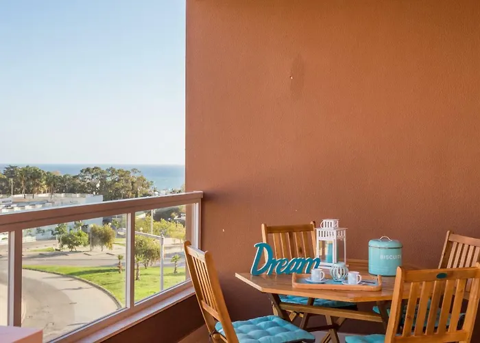 Beautiful Litoralmar Apartment
